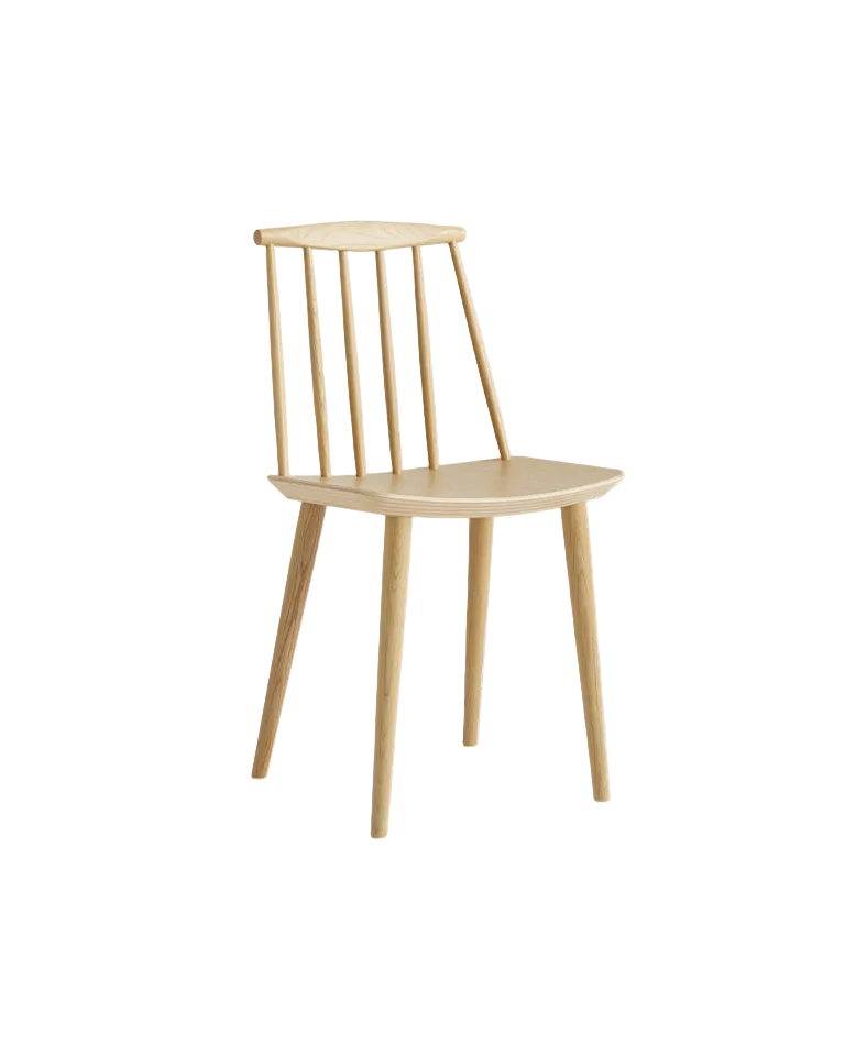 Sedia in legno J77 Hay Lacquered Oak