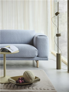 Lampada da terra Post Floor Muuto Olive