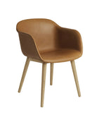 Sedia Muuto Fiber con rivestimento in pelle